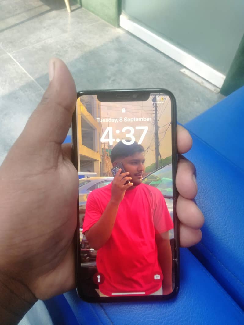 Apple iPhone X 1