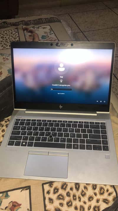 i am selling my laptop hp elite book