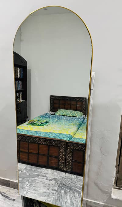 Mirror Available for Sale with Big space and drawer