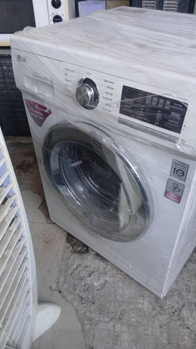 Fully automatic washing machine by LG.