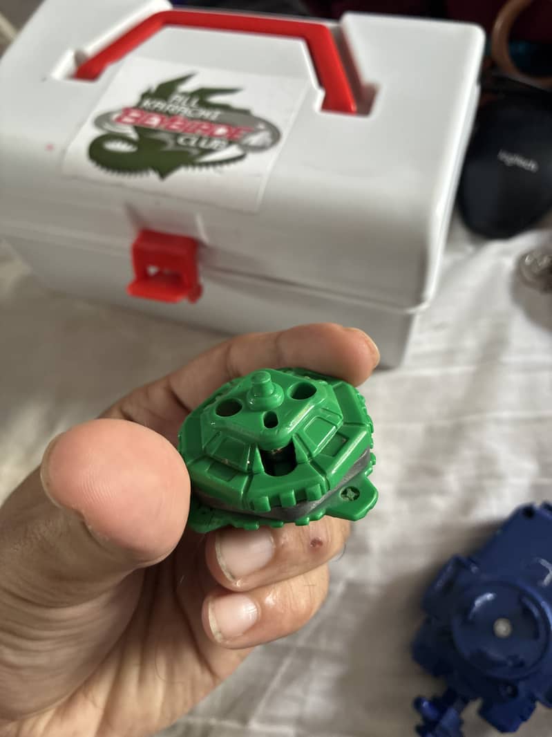 Beyblade lots 10