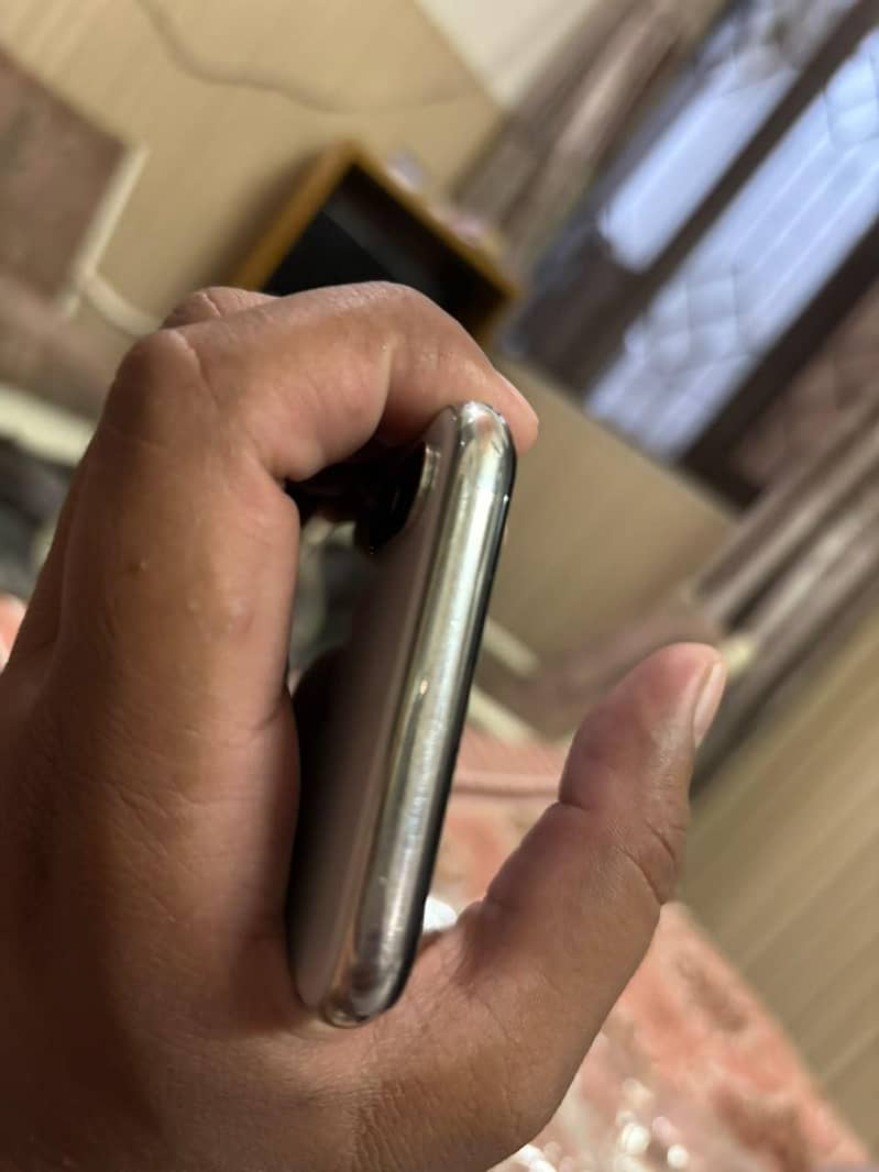 Apple iPhone XS 2