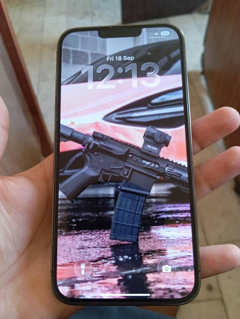Apple iPhone 13 Pro Max 4