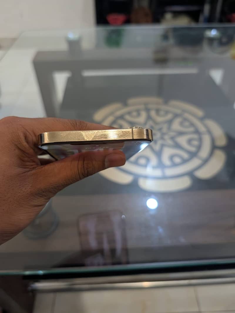 Apple iPhone 12 Pro Max 2