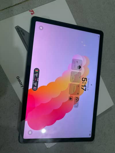 Galaxy Tab S9 FE 6/128 scratchless 10/10