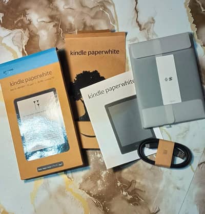 amazon kindle 112th  generation full new with box 16gb