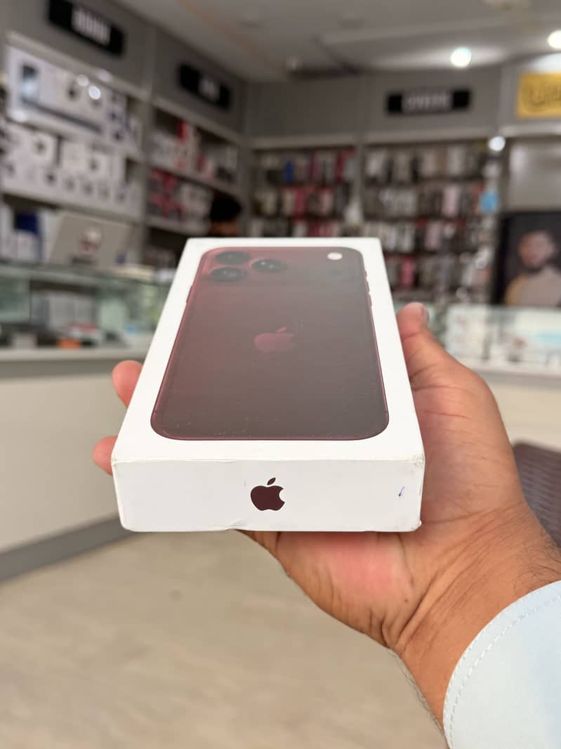 Apple iPhone 18 Pro Max 1