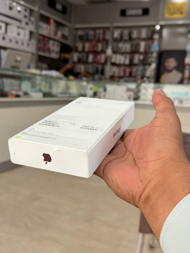 Apple iPhone 18 Pro Max 2