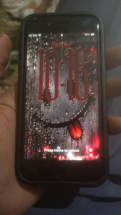 Apple iPhone SE