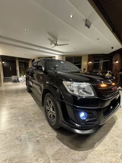 Toyota Hilux 2014