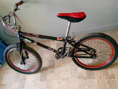 original BMX bike hai 8/10 condition hai 9se14 Bache ke Liye