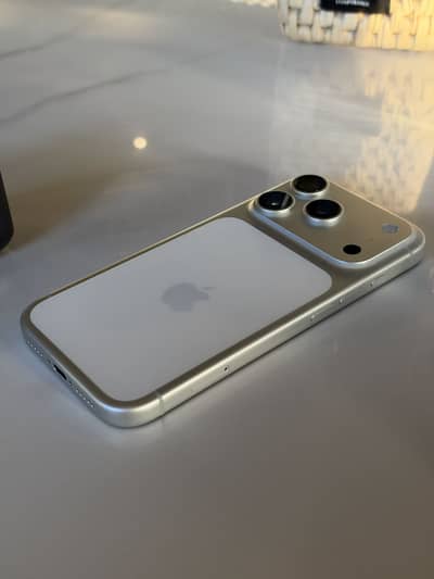 Apple iPhone 17 Pro