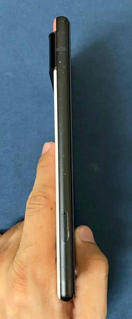 Google Pixel 6 4