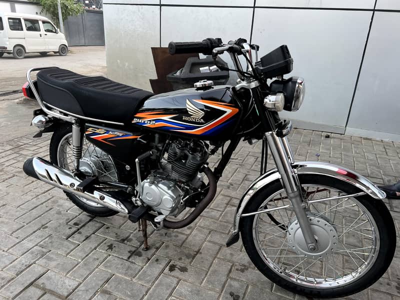 model 2018 CG125 1