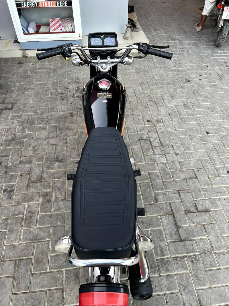 model 2018 CG125 6