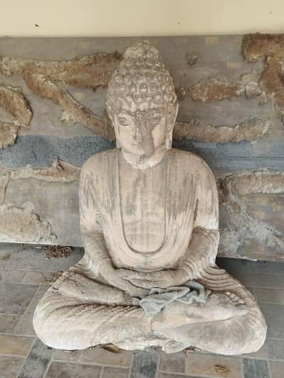 Buddah Seated - Meditation Pose