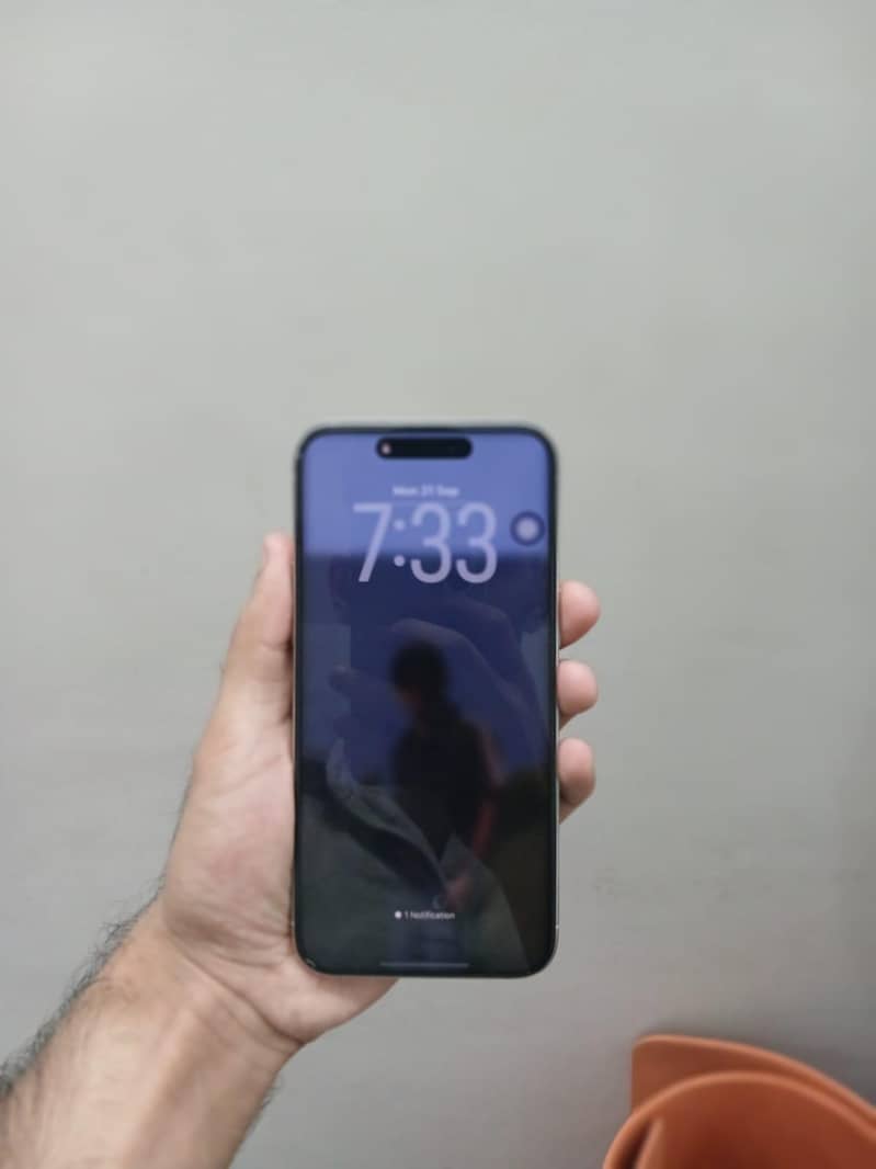 Apple iPhone 15 Pro Max 5