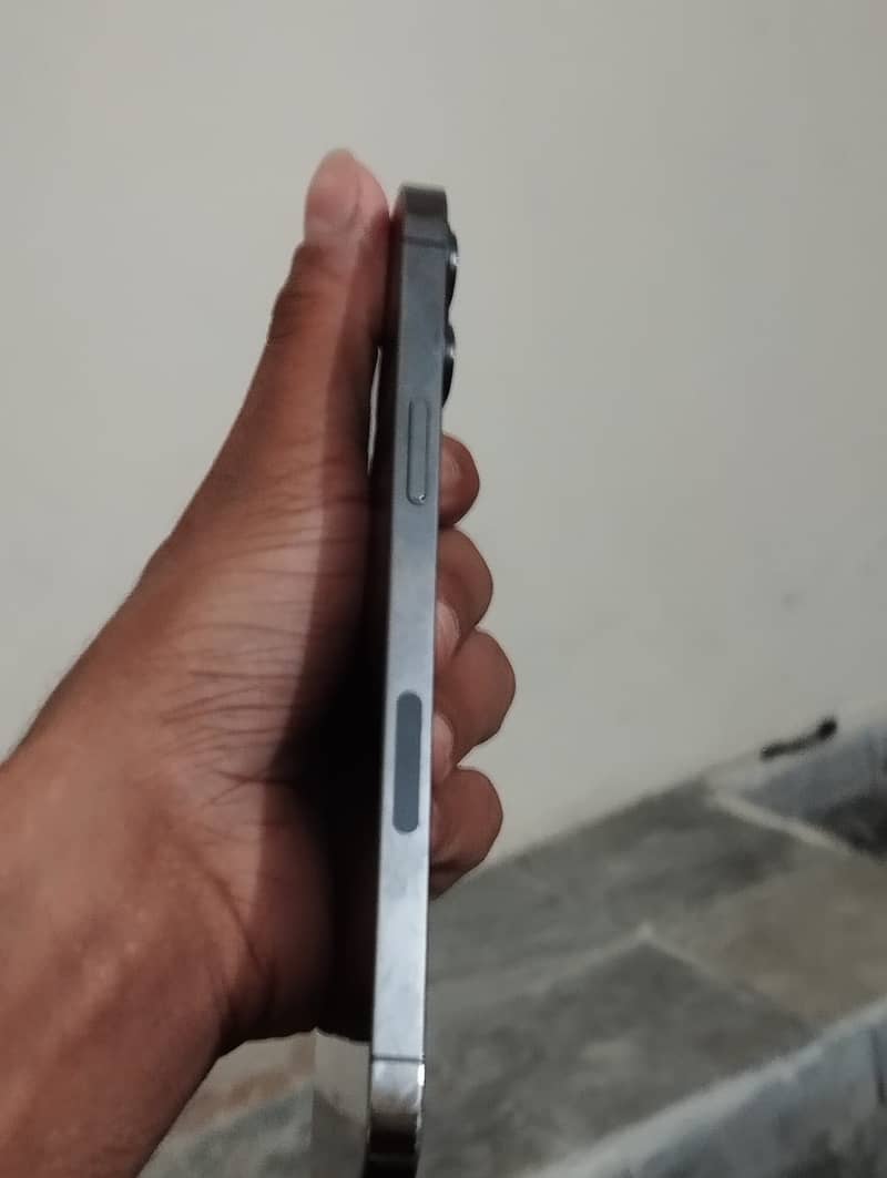 Apple iPhone 12 Pro Max 6
