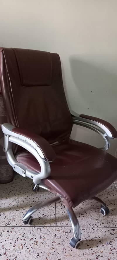 Boss Chair