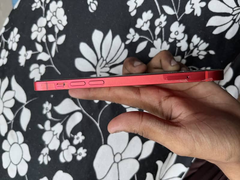 Apple iPhone 12 4