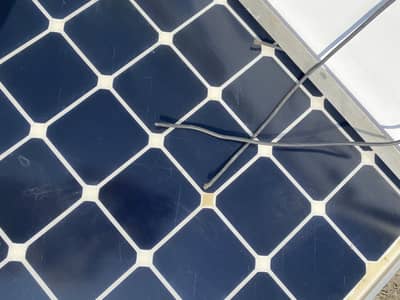250 watts and 300 watts solar plates