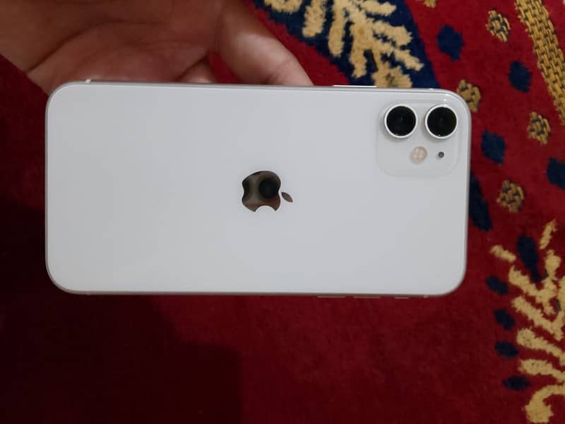 Apple iPhone 11 1