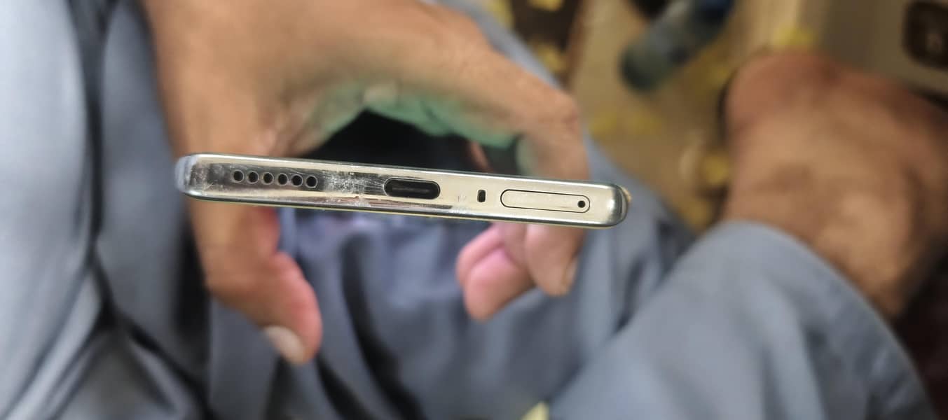 Tecno CAMON 40 Pro 3