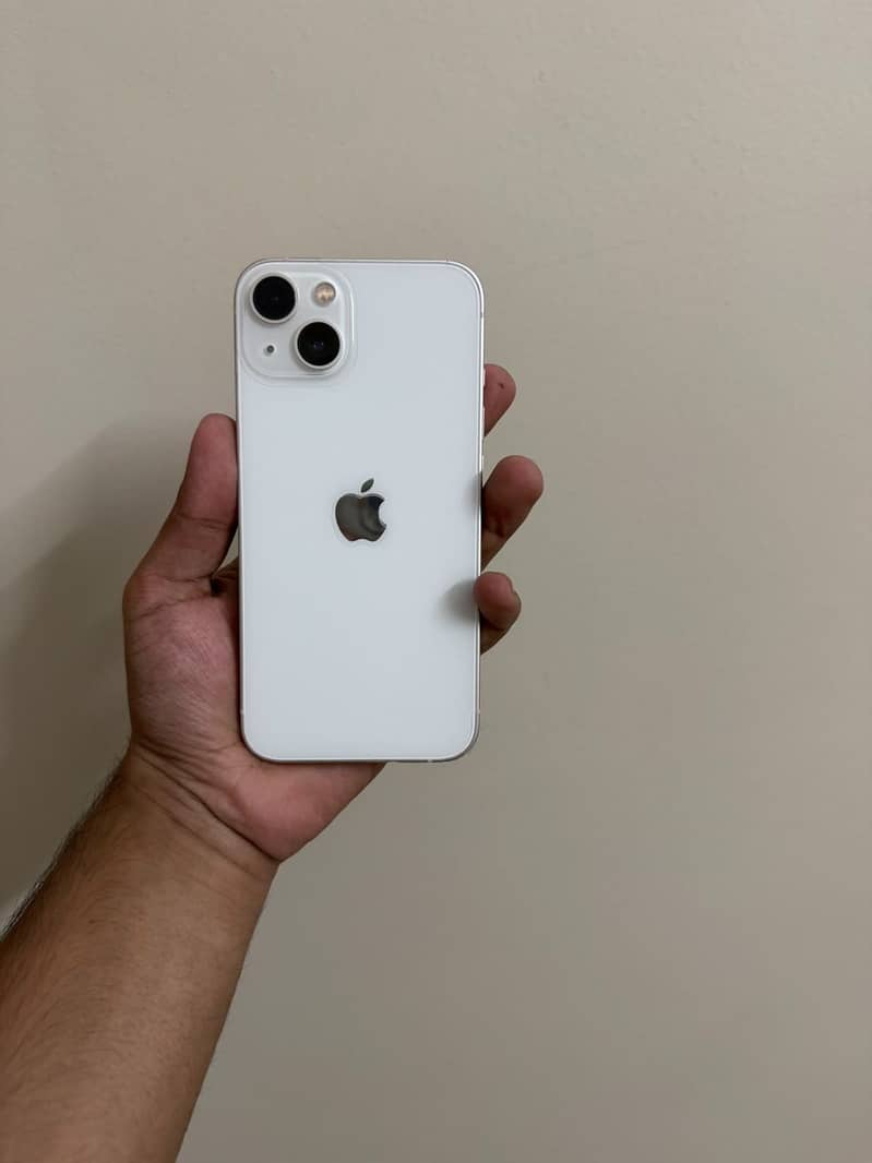 IPhone 13 2