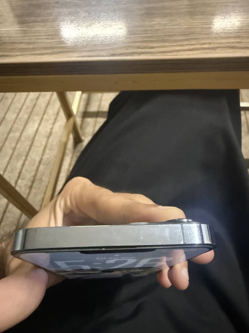 Iphone 13 pro max 6