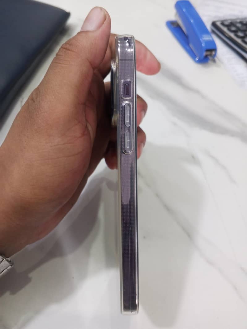 Apple iPhone 14 Pro Max 3