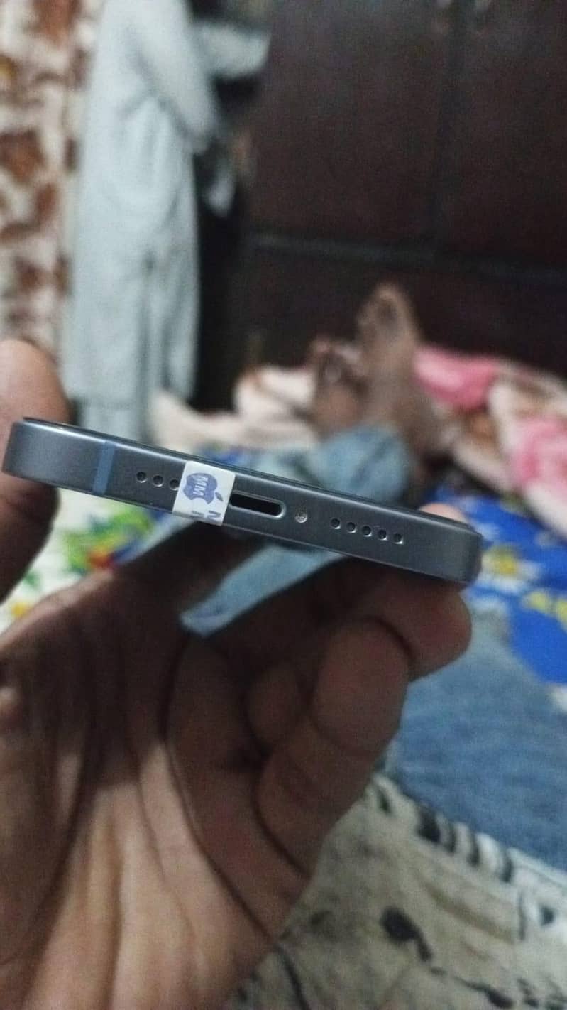Apple iPhone 14 2