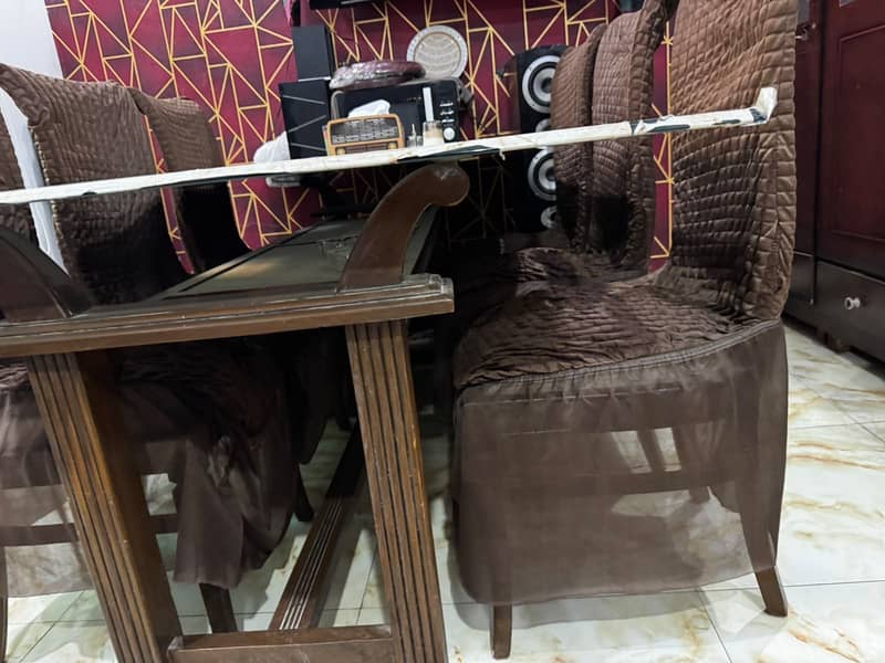 Dining table for Sell 1
