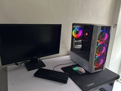 GAMING PC USED LIKE NEW
