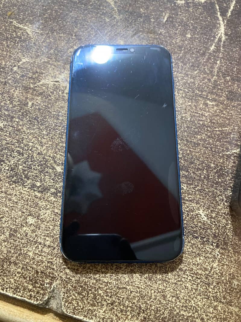 Apple iPhone 12 3