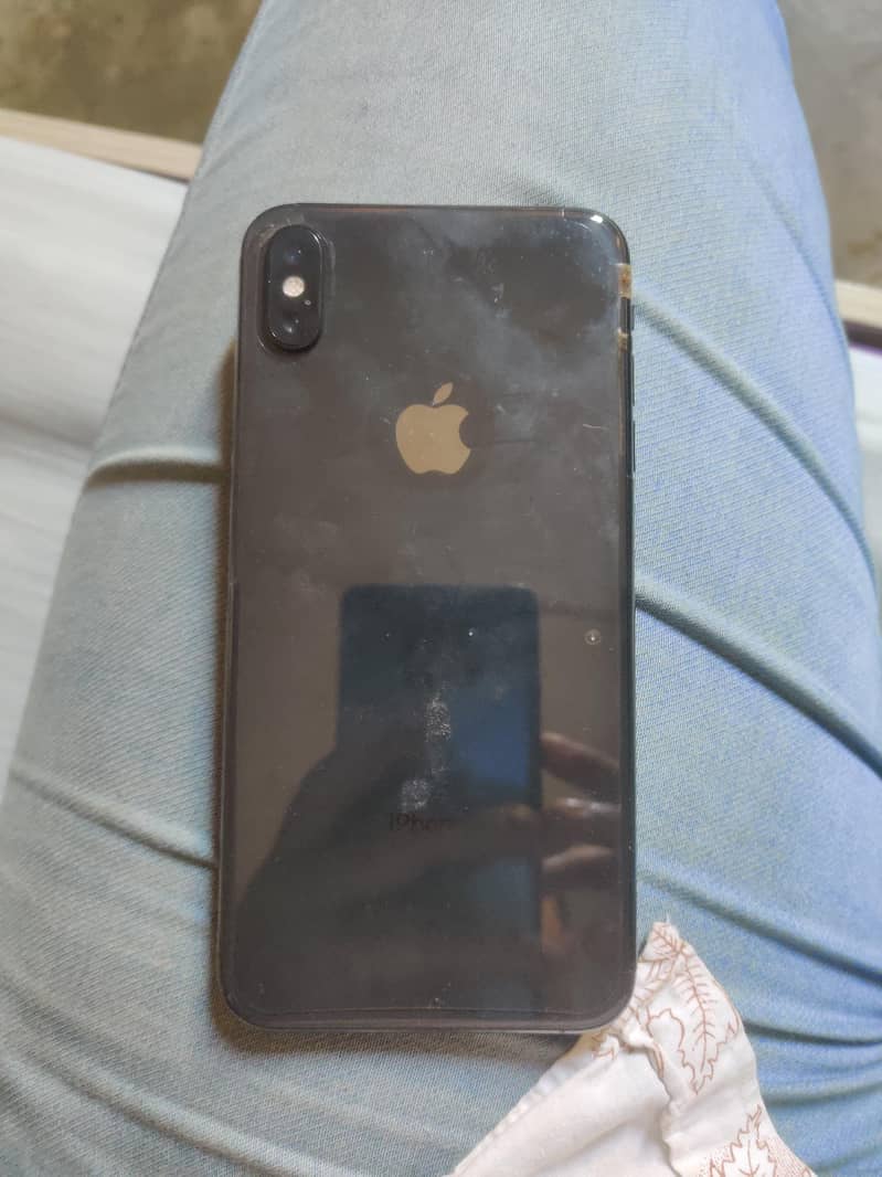 Apple iPhone XS Max 2