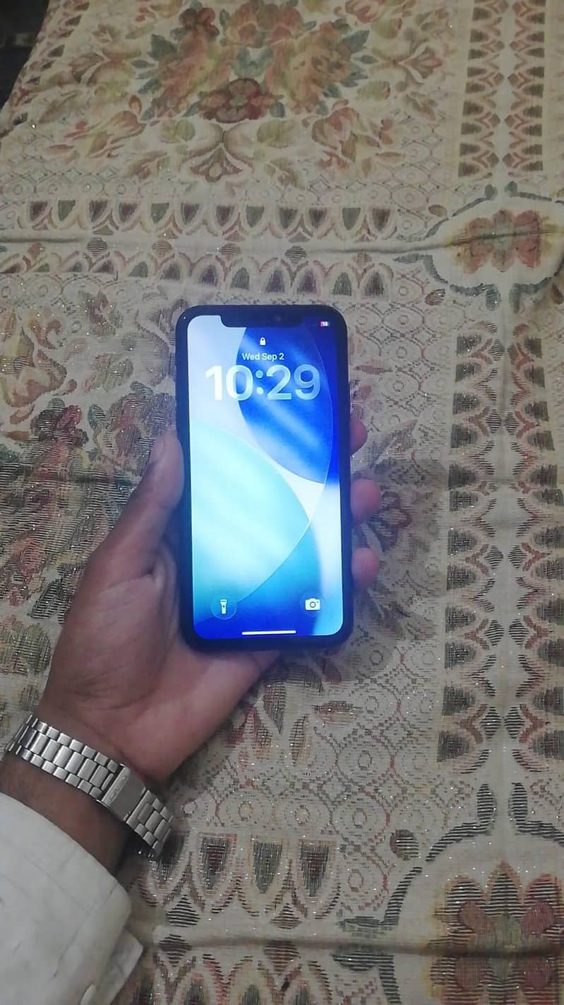 Apple iPhone 11 1