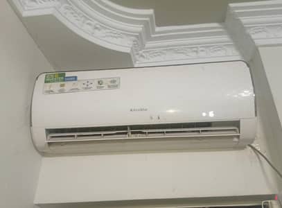 Ecostar 1 Ton DC Inverter