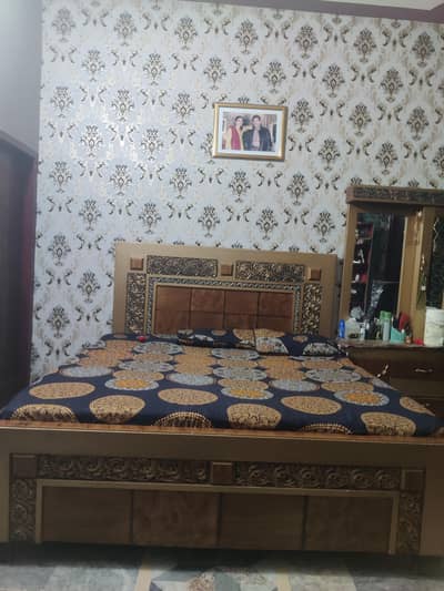very good condition buy and used
