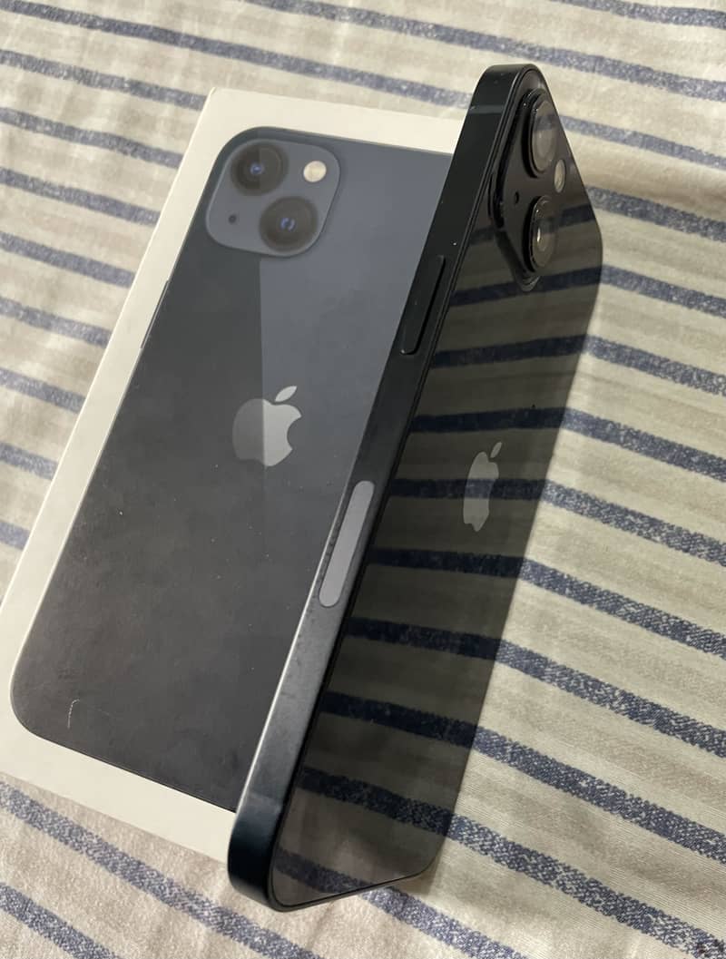 Apple iPhone 13 3
