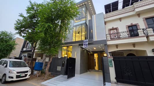 Perfect Family Home Exclusive 5 Marla House For Sale