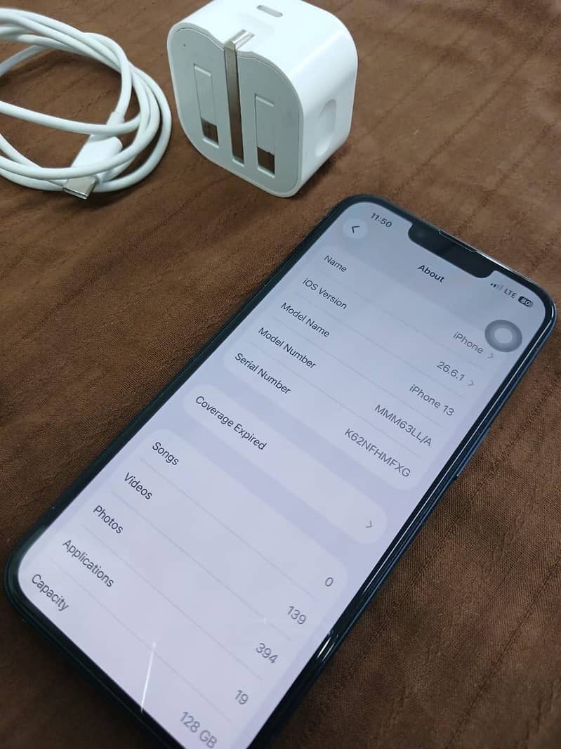 Apple iPhone 13 6