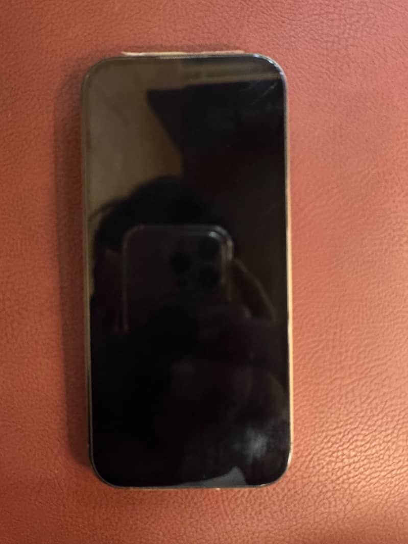 Apple iPhone 16 Pro 6