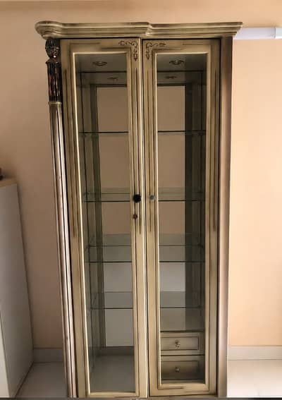 Premium Heavy-Quality Wooden Wardrobe with Glass Shelves & Lights