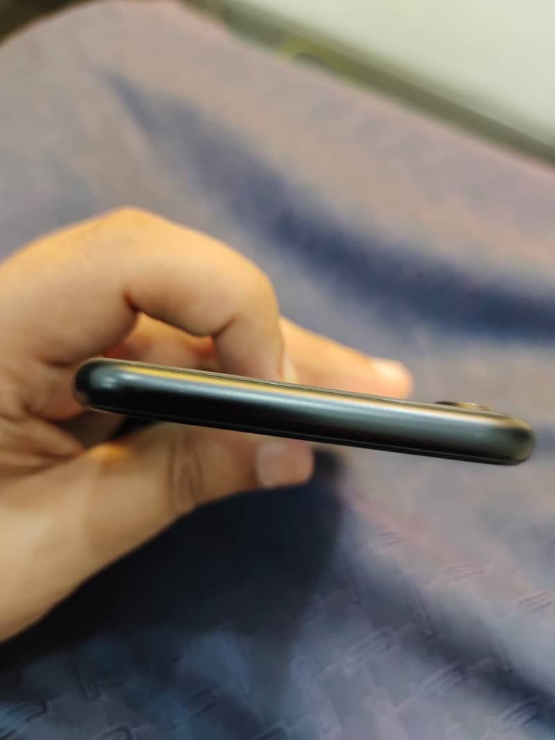 iPhone se 2020 5