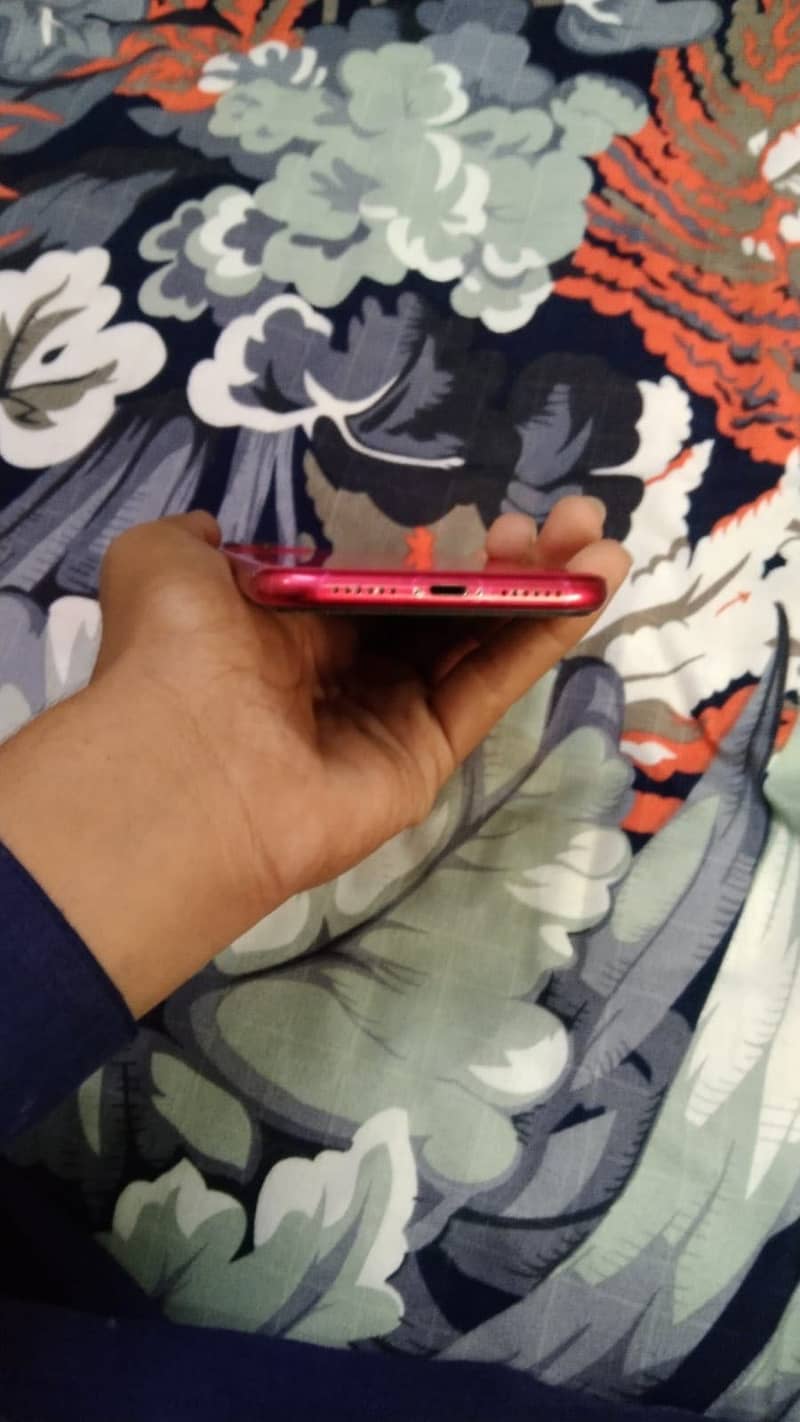 Apple iPhone 11 5