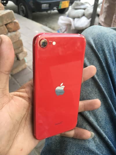 Apple iPhone SE