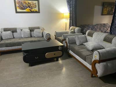 Sofa Set 6 Seater with Table
