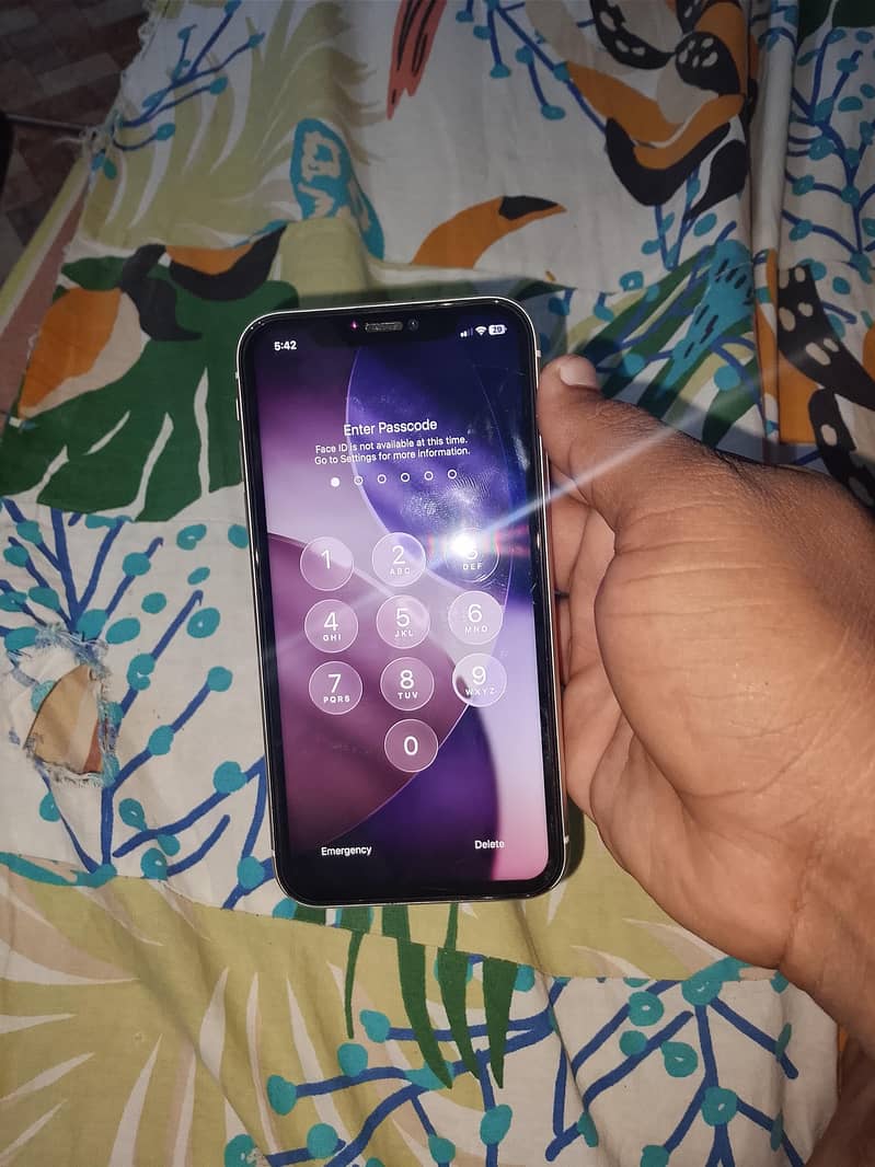 Apple iPhone 11 6