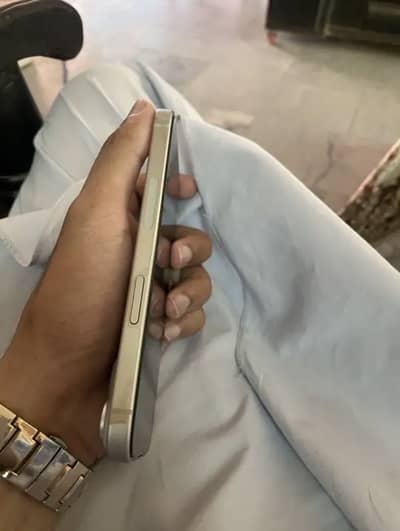 Apple iPhone 15 jv