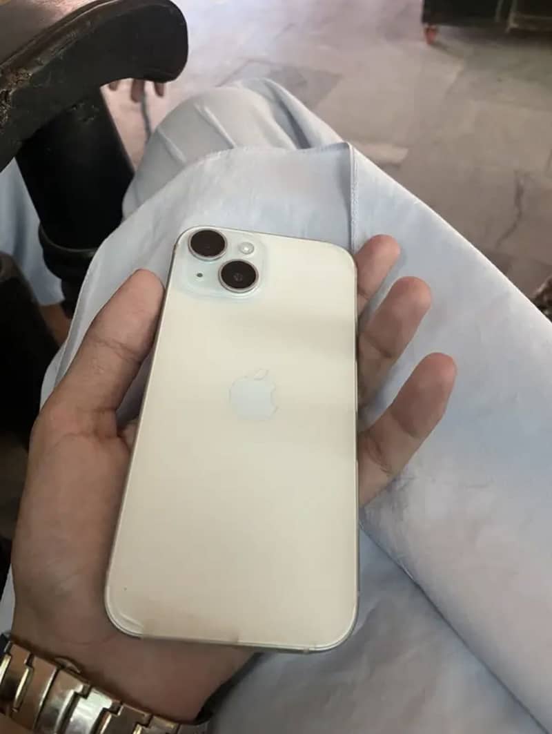 Apple iPhone 15 jv 1